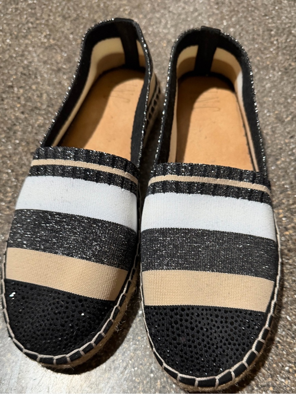 INC Espadrille flats Size 8, white,black,cream stripes, EUC, were$90 NOW $24 - Picture 16 of 16